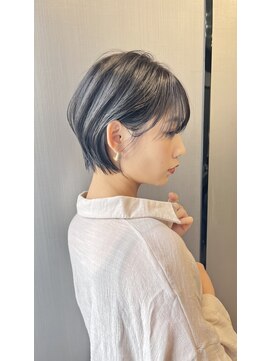 エス 天満扇町(esu) AH16 小顔ショート/耳掛けショート/コンパクトショートボブ