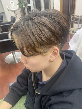 ルッカヘアガーデン 鶴ヶ島店 センターパートヘア