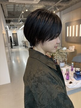 シダ(sida SAIIN) 【高城】レディース丸みショートボブ