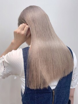 ジゼル 前橋(Giselle) 透明感カラーハイトーンホワイトベージュ