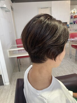 フェイバリットビューティシャルム(Favorite Beauty Charme) 大人ショートカットスタイル×上大岡駅近く