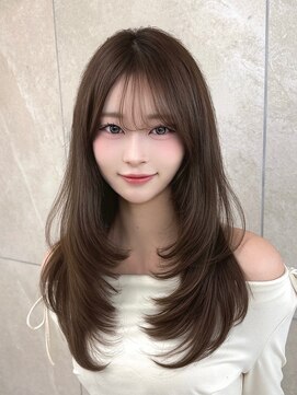 マウル 栄(MAEUL) 韓国前髪　くびれヘア　イメチェン 美髪夏のヘアアレンジ
