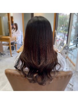 フツーロ 栄(FUTURO) プルエクステ