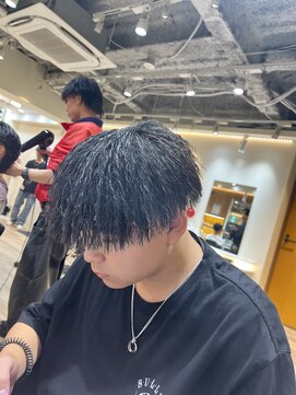 ルースト 渋谷店(ROOST) [周りと差を出すスタイル]パイルツイスト