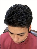 銀座マツナガ 神田店&nbsp;20代30代ツーブロック刈り上げパーマ黒髪