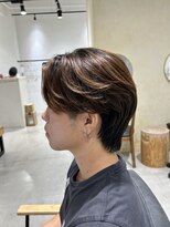 ビューバイネオリーブ 用賀店(Beau'r by neolive) ブルーブラックフェザーパーマ刈り上げセンターパート《用賀》