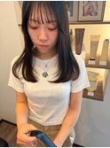 6レベル暗髪の透明感をプラスしたミディアムレイヤー