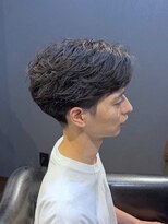 ビーダンディー(Bee dandy)&nbsp;ビジネスツーブロックショート フェザーパーマ サイドパート