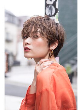 エース (ACE) ACE 大人かわいいゆるふわバング×ベージュカラー