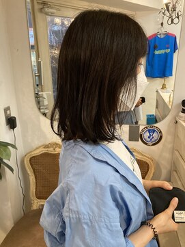 アミュレ(Amule) 艶感アップ美髪大人女子ナチュラルストレートヘア梅ヶ丘美容室