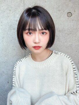 サロウィンフレンテ 新宿三丁目(SALOWIN Frente) 石塚／小顔ぱっつん黒髪ショートボブ10代20代30代韓国ヘア新宿
