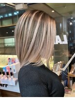 ラフ(LAFF) #バレイヤージュ#グレージュカラー#ボブウルフ#ココアベージュ