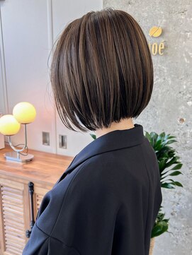 ノエ(noe) ハイライトベージュ×ボブ