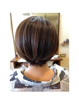 キキ 美容室(KIKI)&nbsp;丸みショート