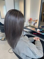 クインヘアー(Qin hair)&nbsp;【YU.ki】アッシュベージュ　アッシュ　ダークカラー