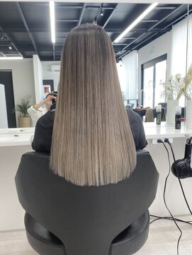 オル('olu) 地毛残しバレイヤージュ