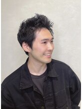 アース 泉中央店(HAIR&MAKE EARTH) 田浦 大樹