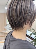 白髪ぼかしハイライト×ショート
