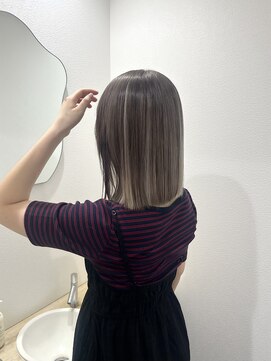 モニカ 栄店(MONIQA) グレージュカラー × インナーカラー