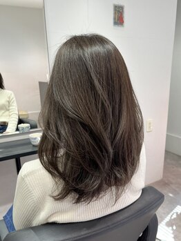 【庄内駅徒歩10分】「ファッションカラーMIX」で白髪をぼかし、透明感のあるおしゃれなスタイルへ*◎