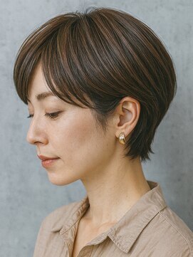 ショートレイヤー小顔ひし形美シルエット大人女子くびれ