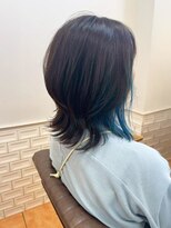 ナオシ トレス 富雄店(nao*c tres) ブルーインナーカラーのレイヤー【奈良市/富雄】