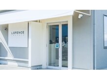 ラファンス イマザト(LaFENCE IMAZATO)の雰囲気（抜け感のある入り口が◎♪【髪質改善/白髪染め/ハイライト】）