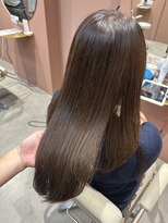アイニティ 緑地公園(Inity)&nbsp;大人女性に似合わせた『ヘーゼルベージュ』