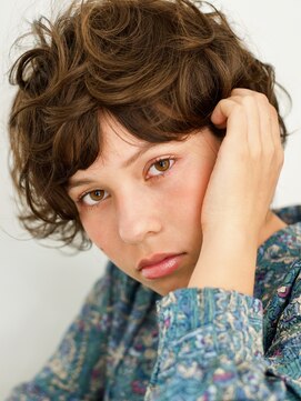 カラル(CARAL) 【CARAL】☆ニュアンスカール☆ガーリーショート