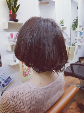 ヘアーラボ アルス ノーヴァ(hairlabo Ars nova) ふんわりボブ