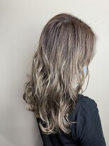ヘアサロンエムフィス 池袋東口(HAIR SALON M Fe's)&nbsp;外国人風バレイヤージュ