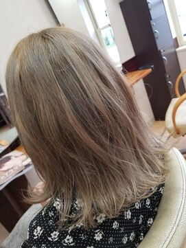 レーヴヘアー(r'eve hair) シナモングレージュ