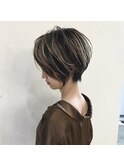 10代20代女性人気◎大人可愛い小顔くびれショートバレイヤージュ