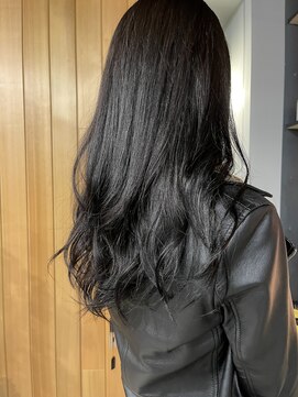 シュウ(SHU) 艶々黒髪ロング♪