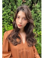 リークフー(Ree cu fuu)&nbsp;10代20代30代40代 かきあげ前髪のロングウェーブ　藤沢