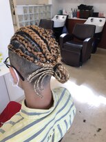 ビーボーン(Be Born) コーンロウ+ブレイズ