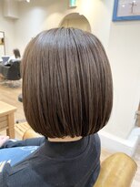 エミュー 大船店(emue)&nbsp;イメチェン/ホワイトブロンド/外ハネボブ/美髪/大船