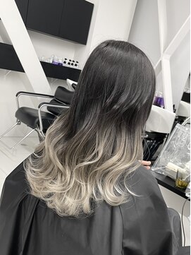 アライブ キチジョウジ(ALIVE Kichijoji) ホワイトグラデーションカラー