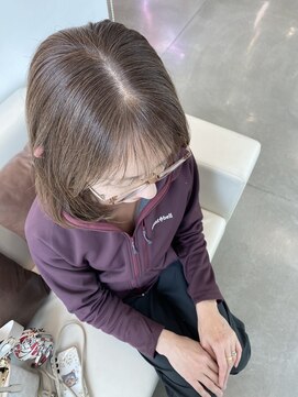 カッツ 駅家店(CUT S) 白髪ぼかしカラー