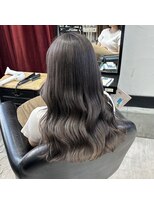 ウニカ デ ビエモン(UN1CA de BIEMON)&nbsp;透明感グレージュ