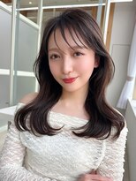 アフロート ディル(AFLOAT D'L)&nbsp;2wayバングでイメチェン！顔まわりレイヤーくびれヘアが人気◎