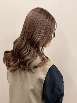 イリ(Ili) 顔まわりレイヤー×ナチュラルブラウン