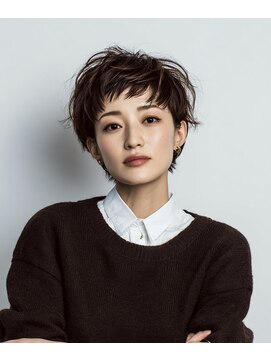 バイエイト(X8) ラフな大人ショート