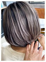 シェリ(che'rie) ハイライトバレイヤージュブリーチオリーブグレーココアベージュ