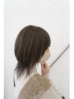 ビーヒアナウ N゜03 金沢駅西店(BE HERE NOW)&nbsp;くびレイヤーエモージュ前髪パーマグレーベージュレイヤーボブ