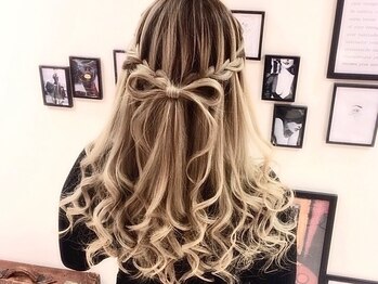 エヌ(N)の写真/一日中崩れないスタイルで特別な日を華やかに彩る＊ヘアセットアレンジは“N Hair make”にお任せ！