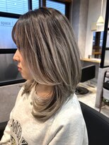 ナチュラル 東川口店(Natural)&nbsp;【小田切】デザインカラー/シャドールーツ/シルバーカラー