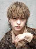 フェザーパーマ/刈り上げセンターパート/サーフカール[新宿]