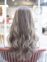 コニ(Coni) ♪Coni♪ハイライトアッシュロング