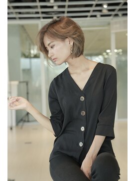 サイン ヘア イノベーション(sign HAIR INNOVATION) ベージュ